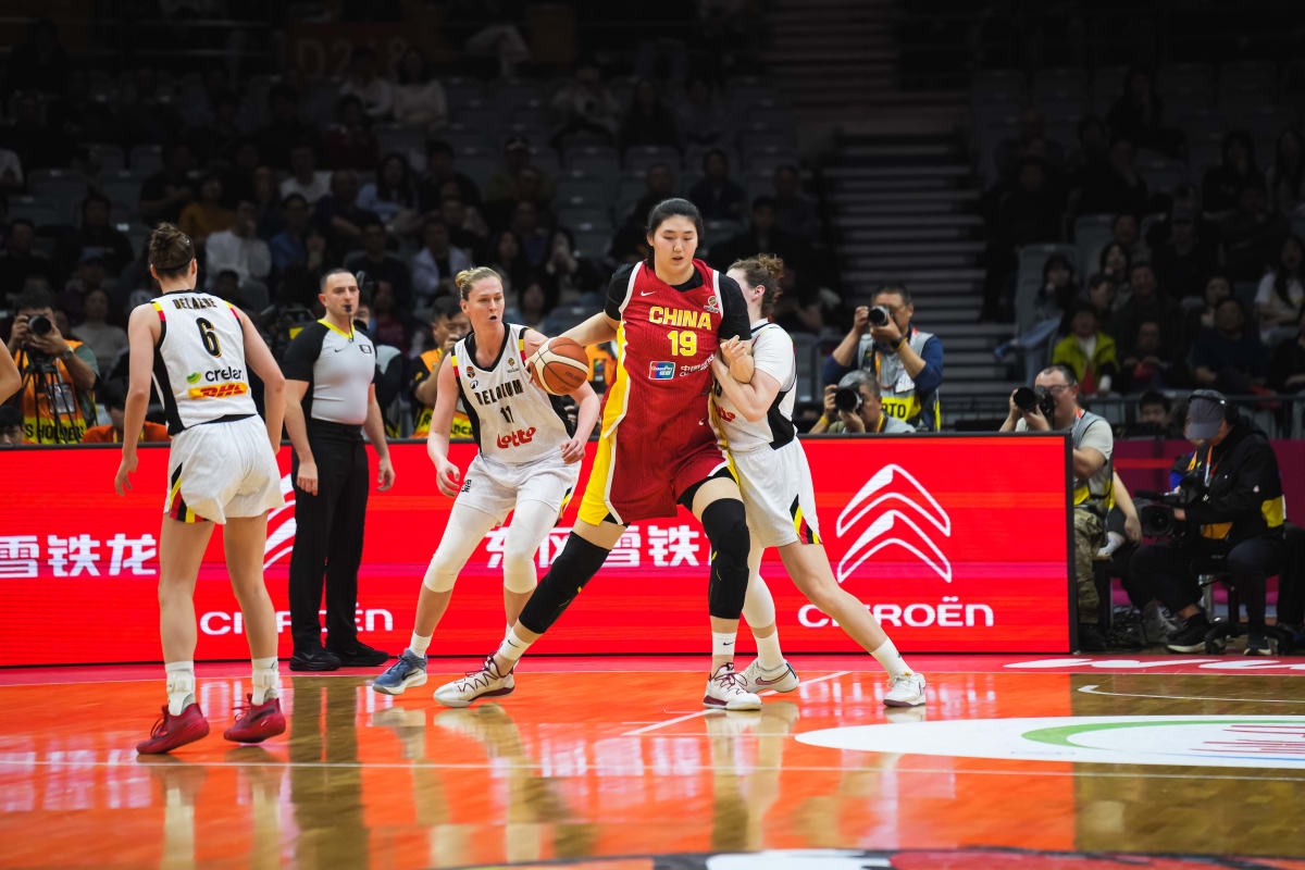 2026世界杯官方app下载-轰20+11！中国女篮18岁2米26新星蜕变：正负值+9，宫鲁鸣没看错她